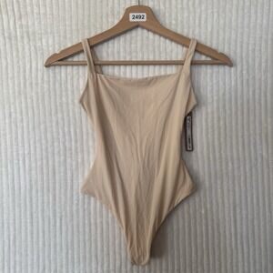 SKIMS Fits Everybody Square Neck Thong Bodysuit In Sand Size XXS NWT $60